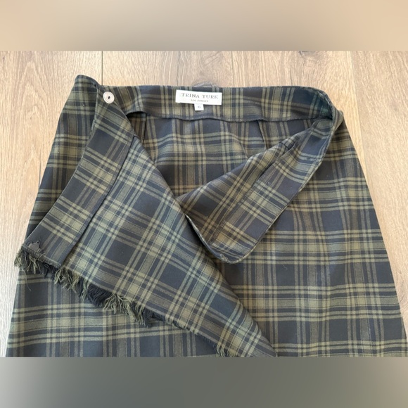 Trina Turk Wool Blend Skirt black dark green plaid Size 6 - Picture 10 of 10